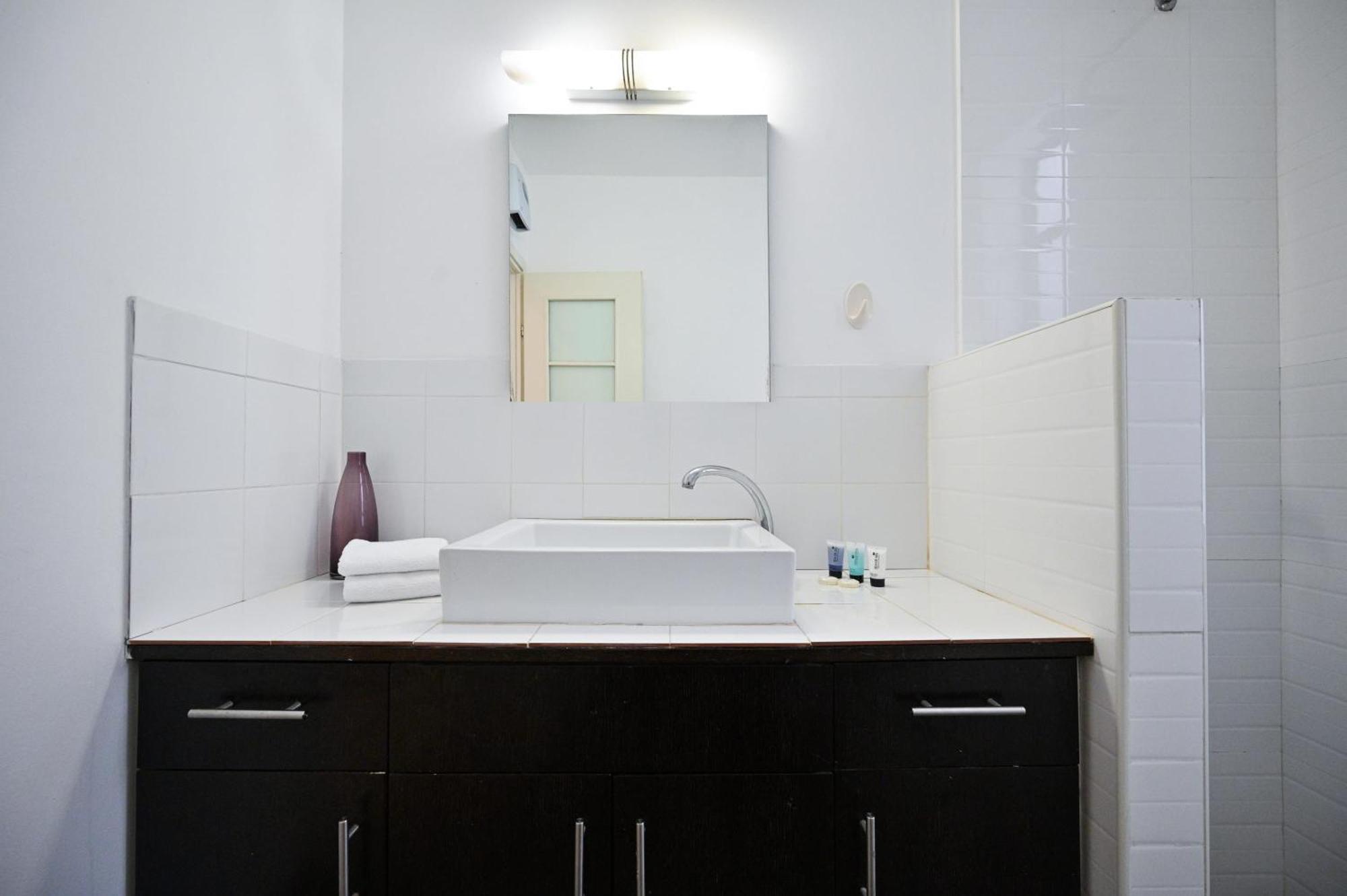 Nice 2Br Near Gordon Beach By Holyguest Tel Aviv Luaran gambar