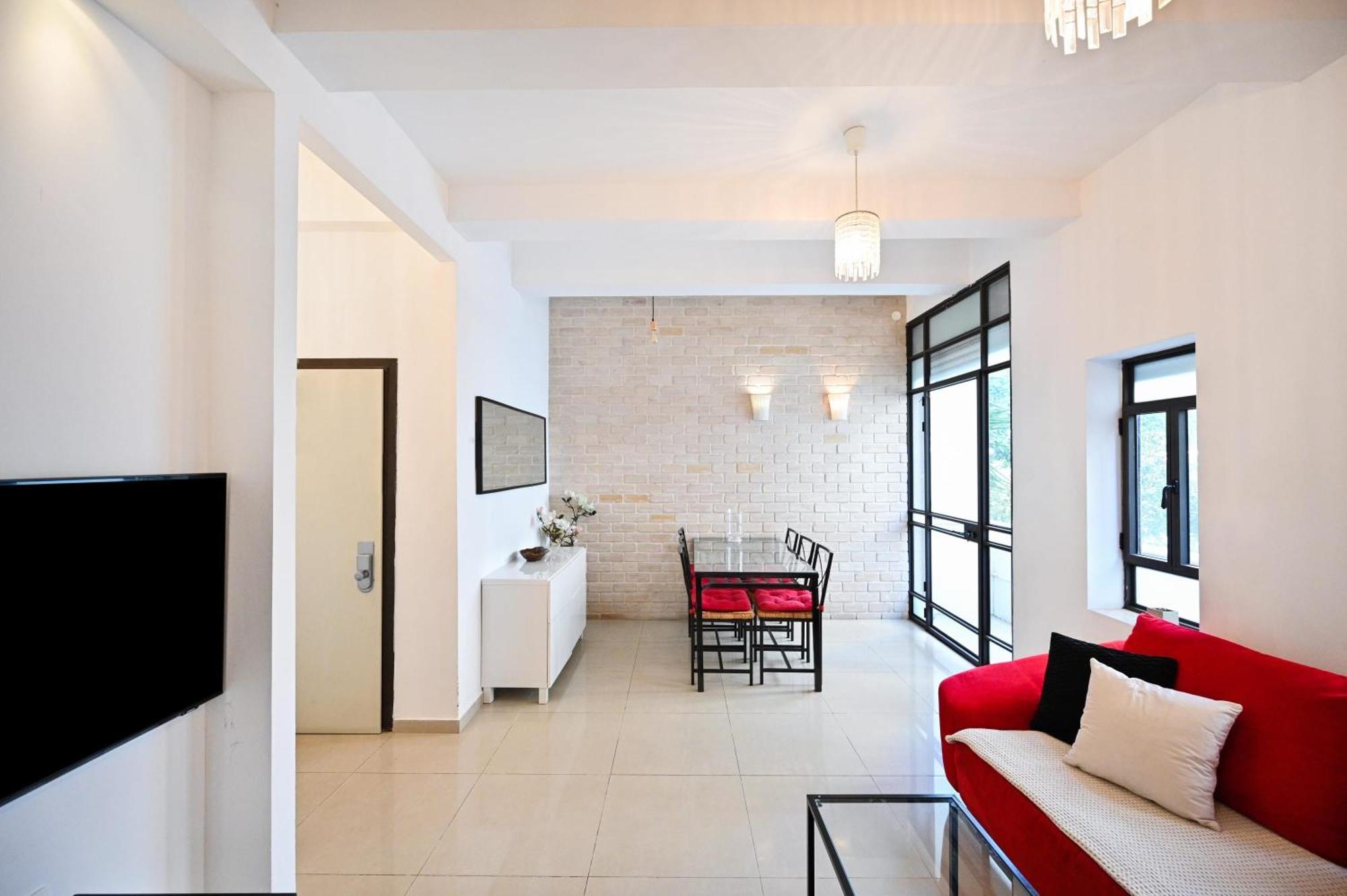 Nice 2Br Near Gordon Beach By Holyguest Tel Aviv Luaran gambar